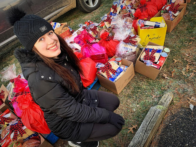 Frontier student helps out
